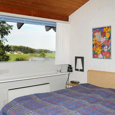 7 Person Holiday On A In Prázdninový dům *